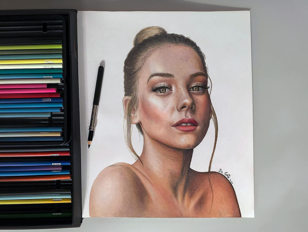 Realistic traditional pencil portrait of esther exposito by Juan Da Corte